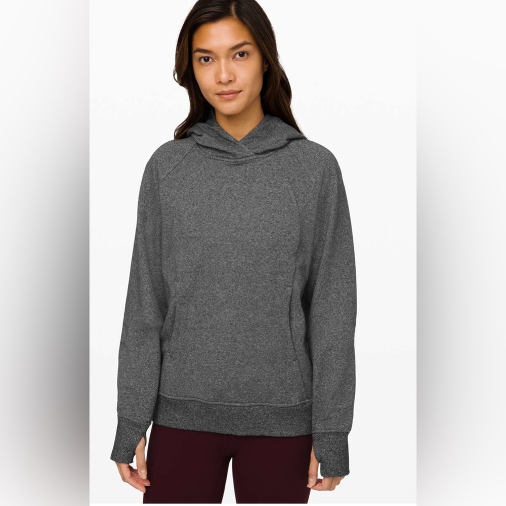 Lululemon Scuba Pullover in Heathered Black